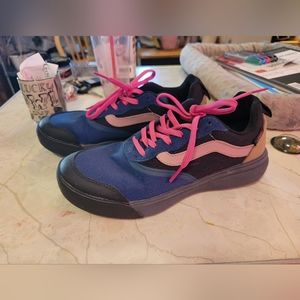 Vans Ultra Range women's size 8